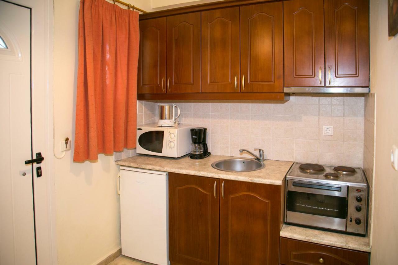 Kouros & By Hotelius Appartement Agios Stefanos Avliotes (Corfu)